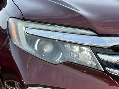 Used 2016 Honda Pilot Touring image 8