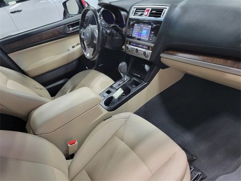 Used 2016 Subaru Outback 2.5i Limited image 17