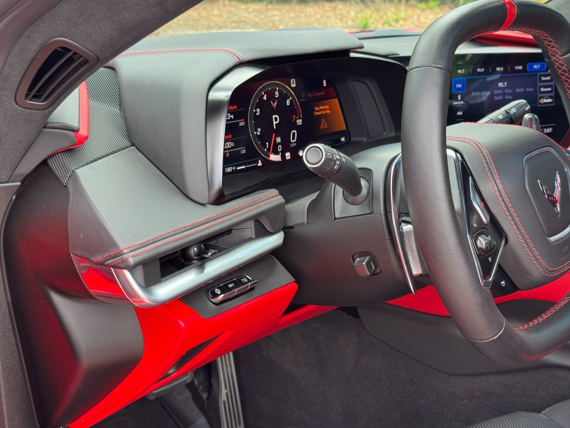 Used 2023 Chevrolet Corvette Stingray Premium Cpe w/ Z51 Performance Package RWD image 33