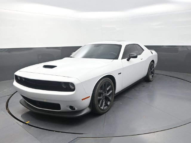 Used 2023 Dodge Challenger R/T w/ Plus Package RWD image 6