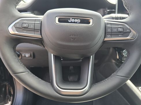 Used 2024 Jeep Compass Limited AWD/4WD image 34