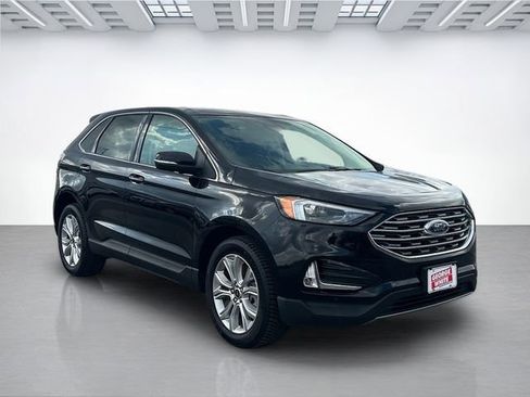 Used 2024 Ford Edge Titanium AWD/4WD image 2