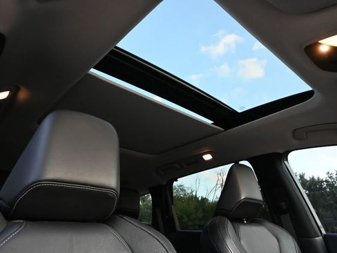 Certified 2023 INFINITI QX60 Sensory w/ Vision Package FWD image 23
