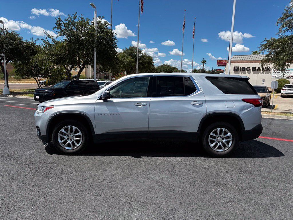 Used 2019 Chevrolet Traverse LS FWD image 2