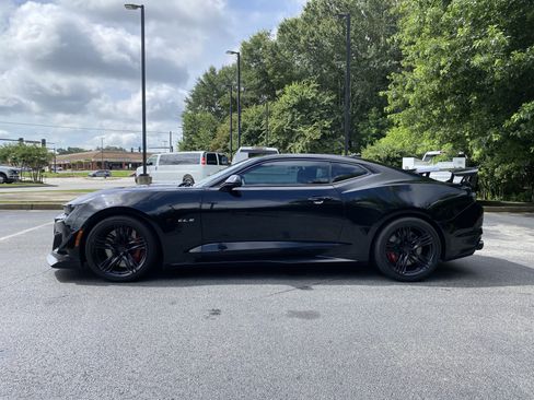 Used 2020 Chevrolet Camaro ZL1 RWD image 6