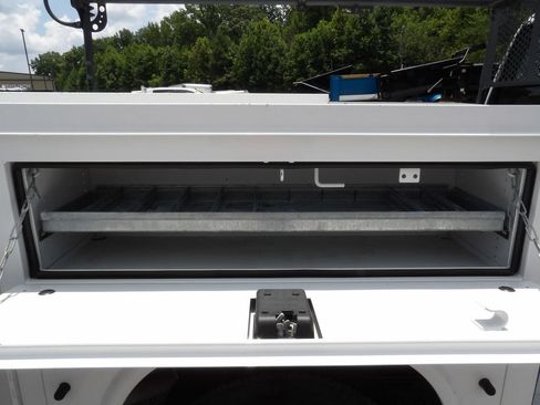 Used 2020 Ford F250 XL w/ Power Equipment Group RWD image 48
