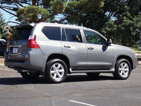 Used 2010 Lexus GX 460 AWD/4WD image 5