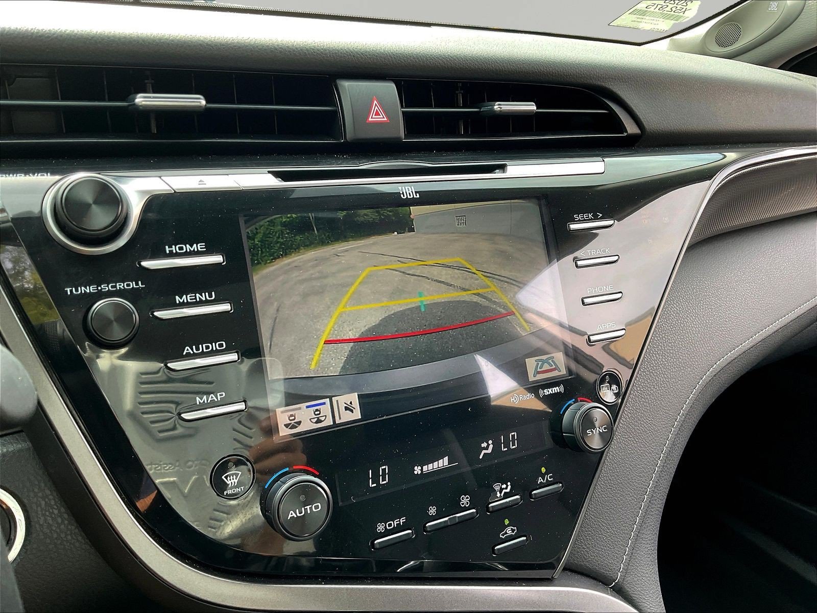 Used 2020 Toyota Camry XSE FWD image 14