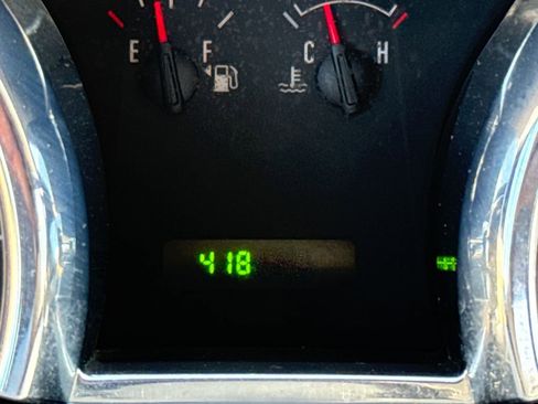 Used 2007 Ford Mustang Deluxe image 30