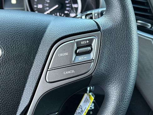 Used 2017 Hyundai Santa Fe Sport FWD image 30