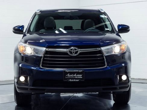 Used 2016 Toyota Highlander XLE image 5