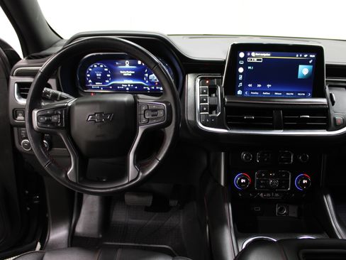 Used 2022 Chevrolet Suburban RST w/ Luxury Package image 2