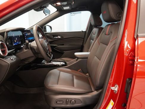 Used 2026 Chevrolet Trax RS w/ Driver Confidence Package FWD image 5