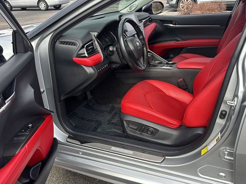 Used 2024 Toyota Camry XSE w/ Navigation Package image 2