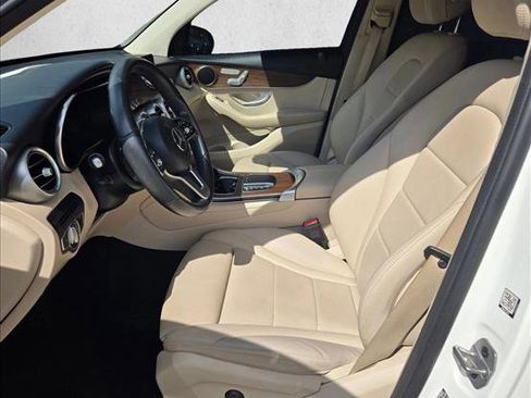 Used 2022 Mercedes-Benz GLC 300 4MATIC image 14