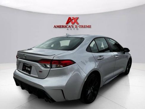 Used 2024 Toyota Corolla SE FWD image 6