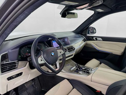 Used 2019 BMW X7 xDrive40i w/ Premium Package AWD/4WD image 9