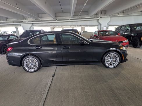 New 2026 BMW 330i Sedan image 3