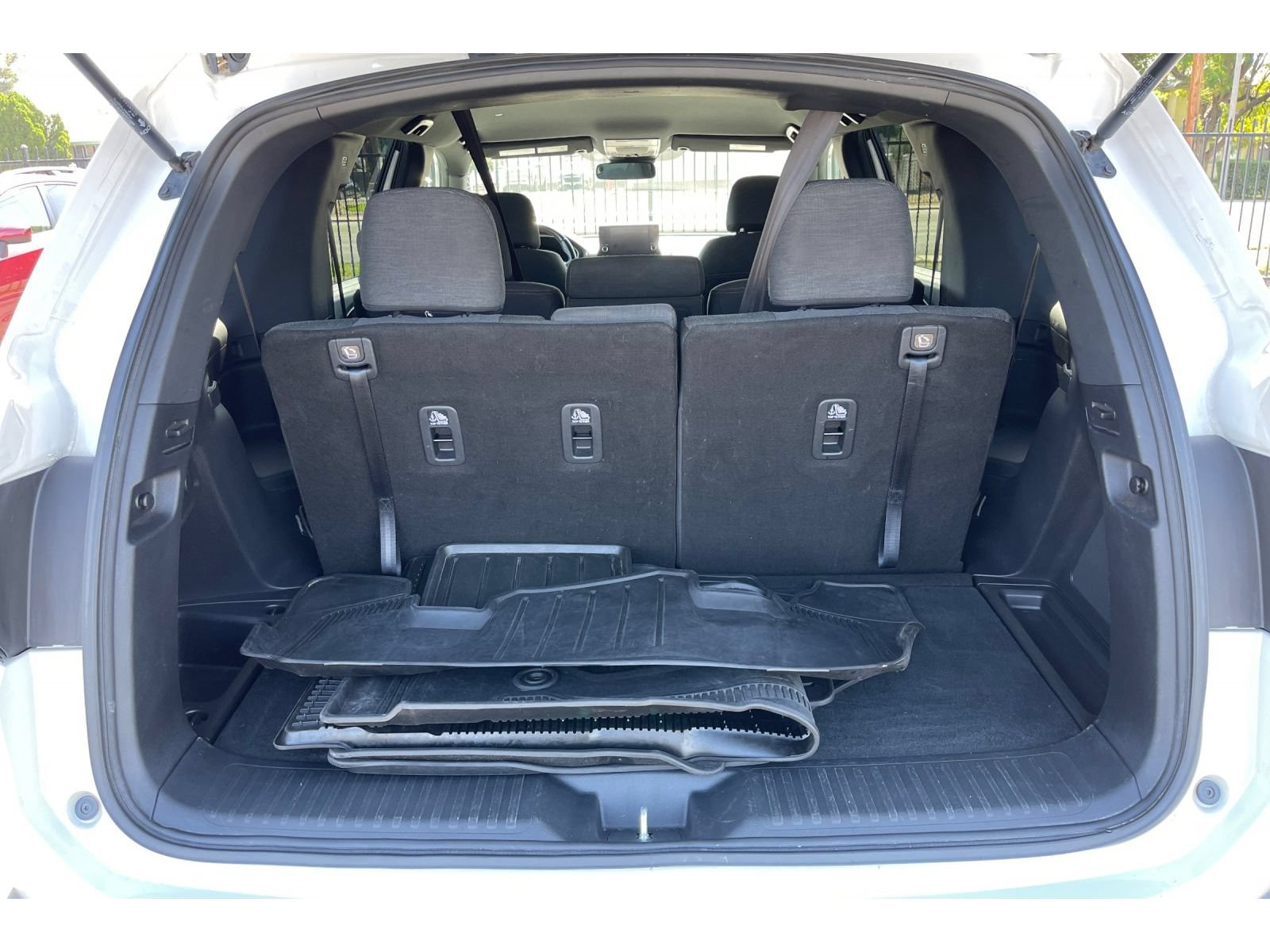 Certified 2024 Honda Pilot Sport image 17