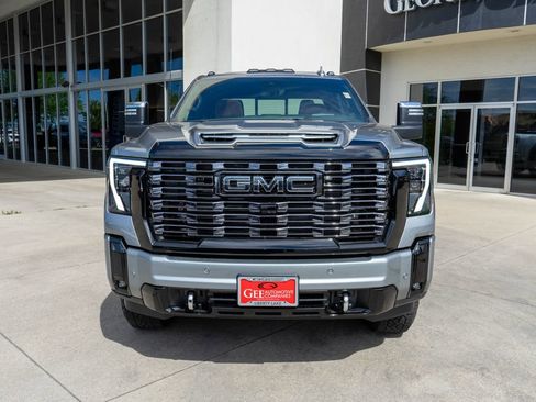 New 2026 GMC Sierra 3500 Denali Ultimate AWD/4WD image 2