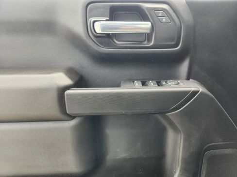 Used 2022 Chevrolet Silverado 1500 Custom image 17