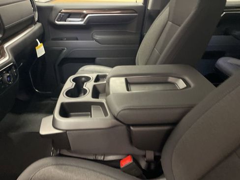 New 2026 Chevrolet Silverado 1500 LT image 18