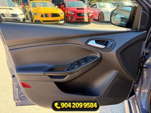Used 2017 Ford Focus RS AWD/4WD image 24