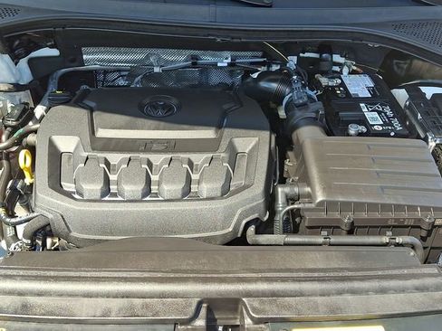 Used 2024 Volkswagen Tiguan SE FWD image 26