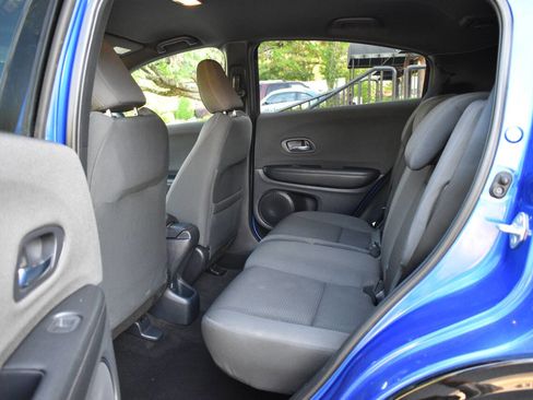 Used 2022 Honda HR-V Sport image 9