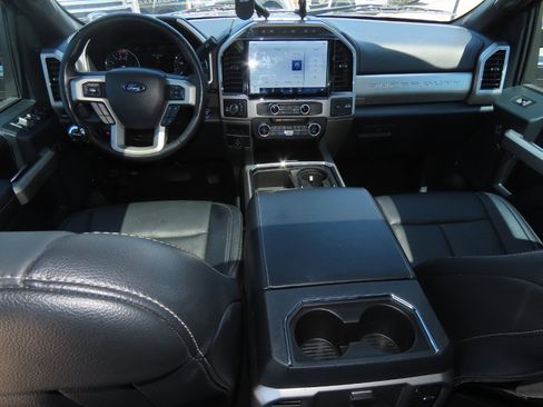 Used 2022 Ford F350 Lariat w/ Lariat Ultimate Package AWD/4WD image 24