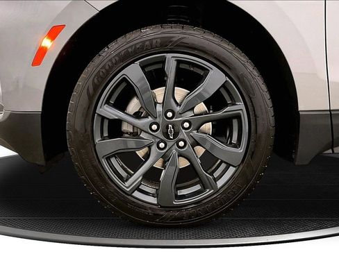 Used 2023 Chevrolet Equinox RS AWD/4WD image 33