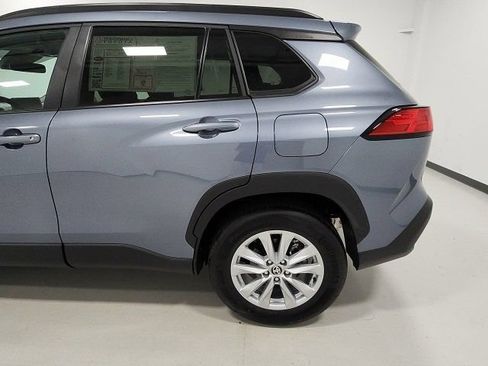 Certified 2024 Toyota Corolla Cross LE AWD/4WD image 22