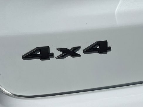 New 2026 Jeep Compass Latitude image 26
