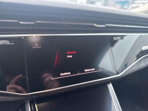 Used 2022 Audi Q8 Premium Plus w/ Premium Plus Package image 12