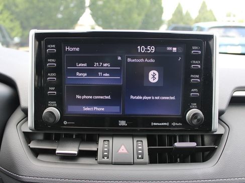 Used 2021 Toyota RAV4 XLE Premium AWD/4WD image 25