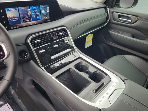 New 2026 Nissan Armada SV image 27