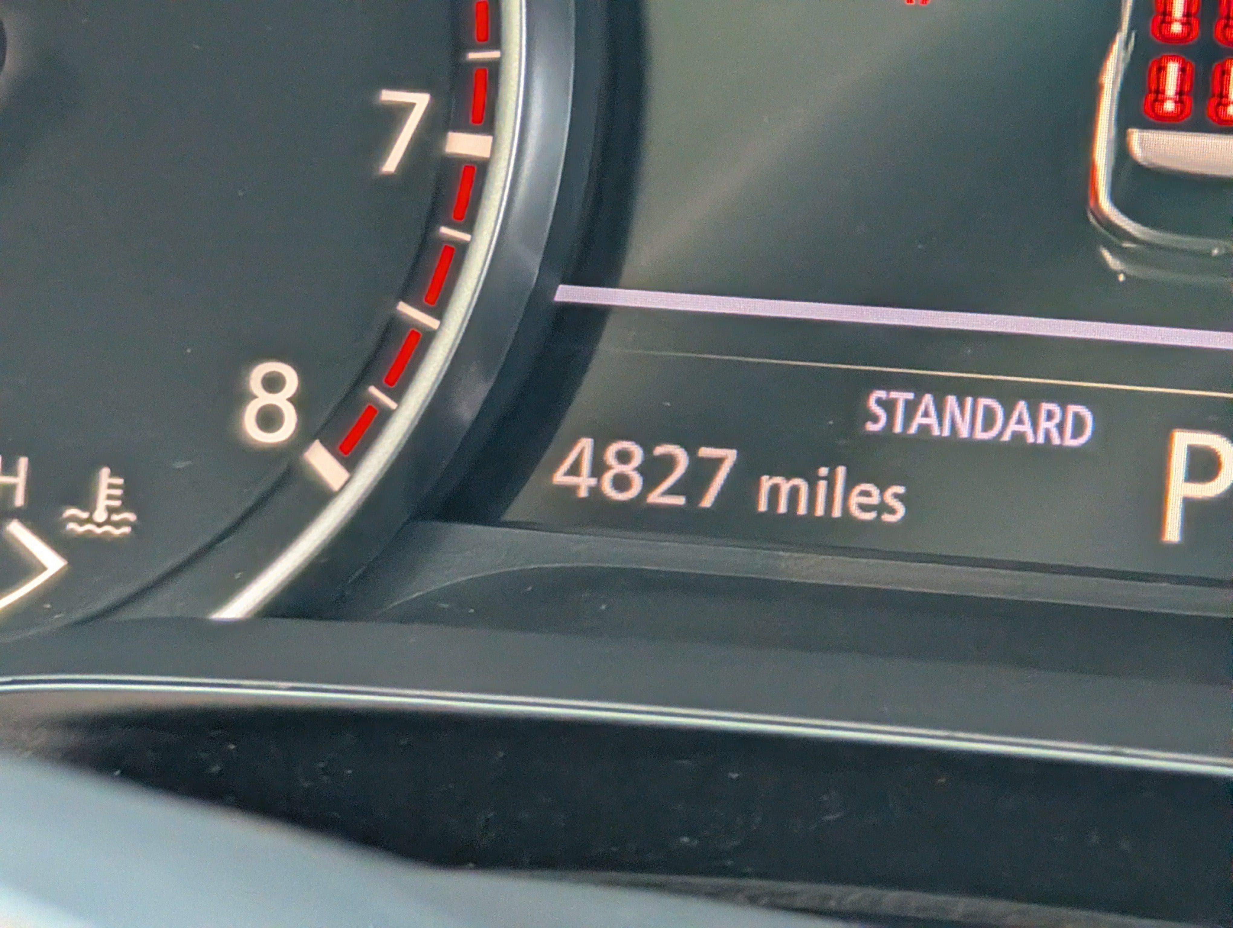 Used 2025 Nissan Pathfinder SV FWD image 27