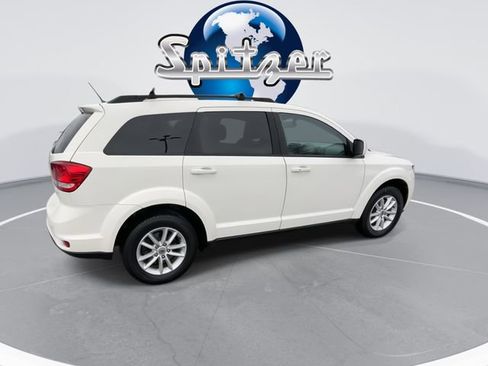Used 2018 Dodge Journey SXT w/ Premium Group image 9