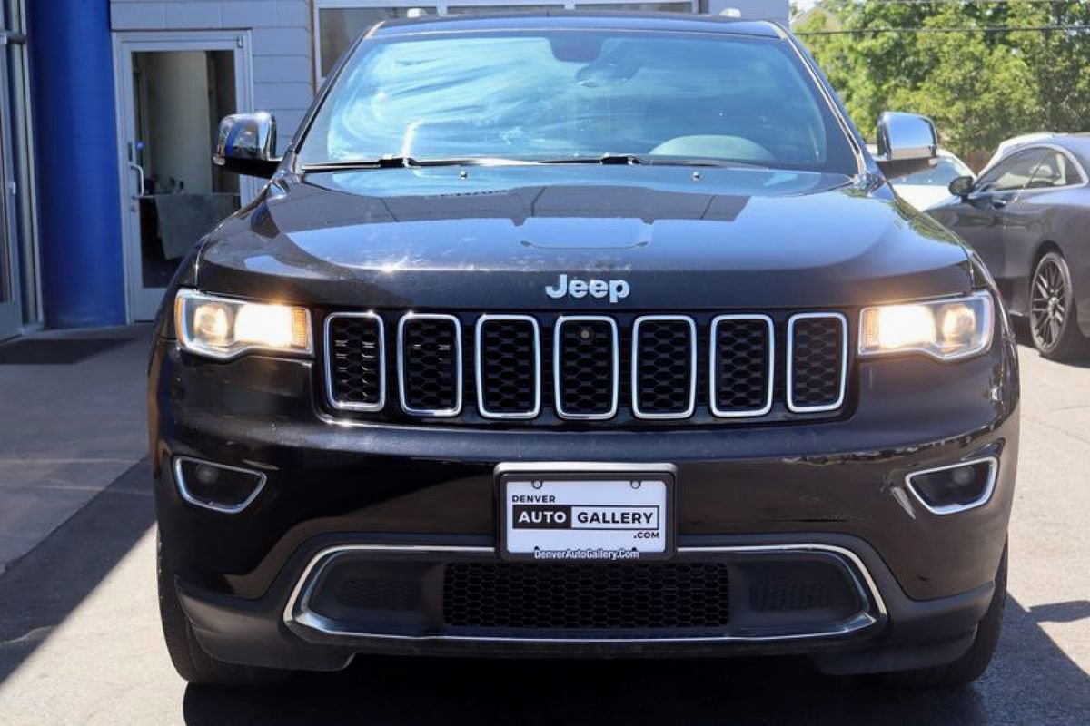 Used 2019 Jeep Grand Cherokee Limited AWD/4WD image 7
