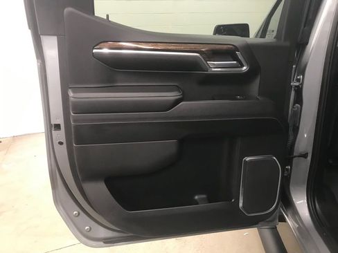 Used 2023 GMC Sierra 1500 Elevation image 24