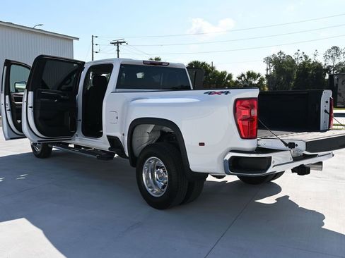 Used 2025 Chevrolet Silverado 3500 LT w/ Safety Package AWD/4WD image 13
