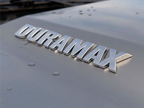 Used 2025 Chevrolet Silverado 1500 High Country AWD/4WD image 46