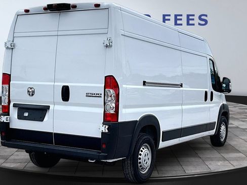 Used 2026 RAM ProMaster 2500 w/ Convenience Group FWD image 6
