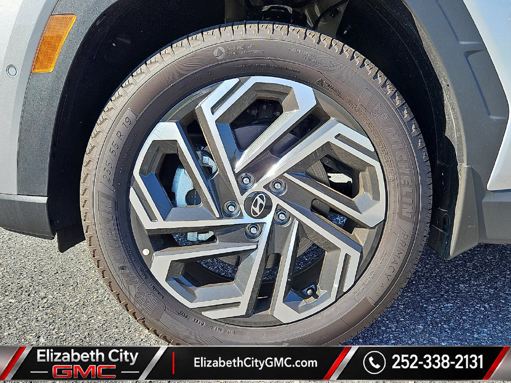 Used 2026 Hyundai Tucson Limited AWD/4WD image 9