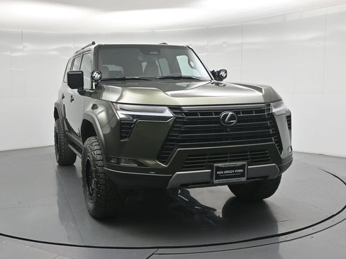 Used 2025 Lexus GX 550 w/ Accessory Package (CT) AWD/4WD image 23