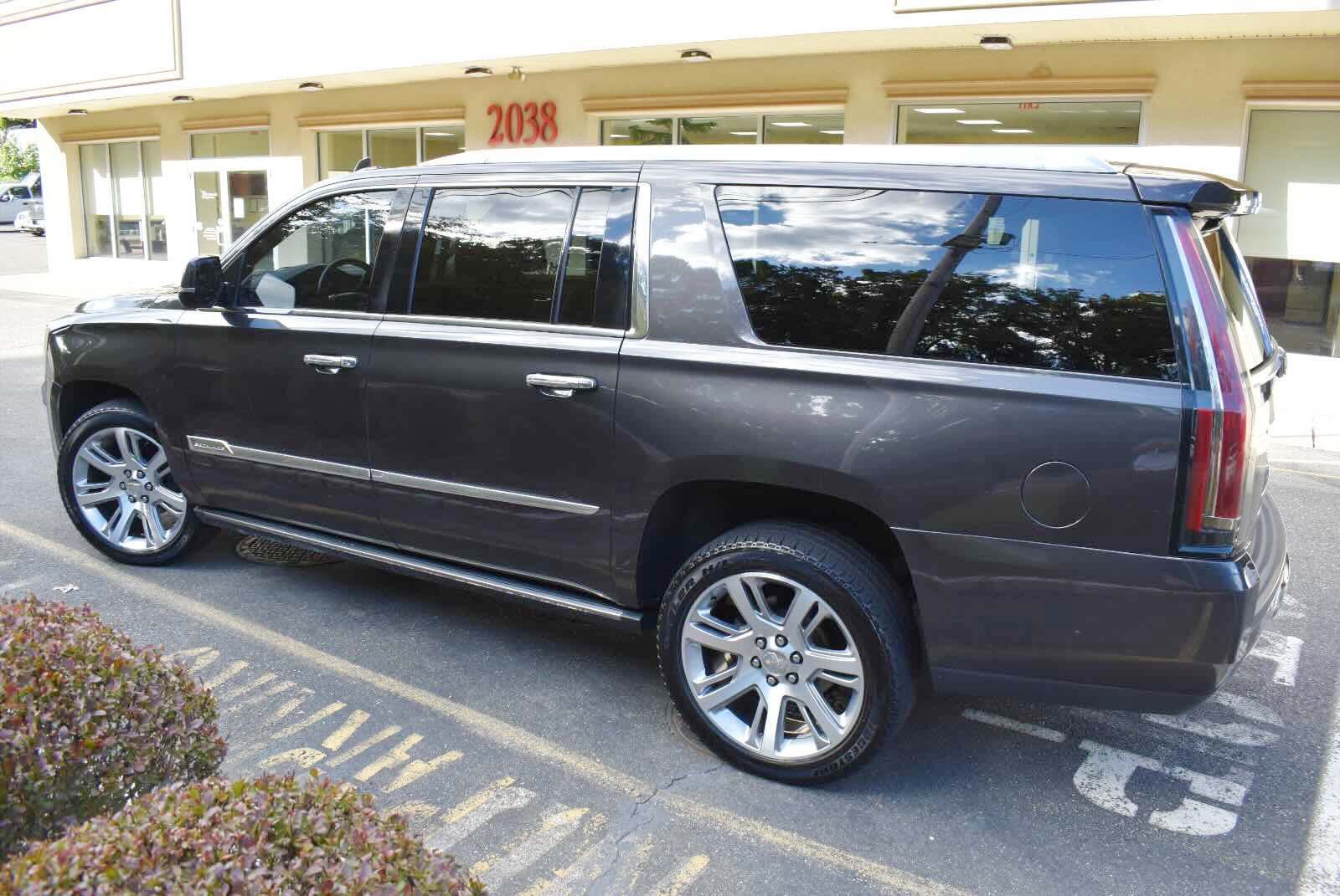 Used 2016 Cadillac Escalade ESV Premium AWD/4WD image 7