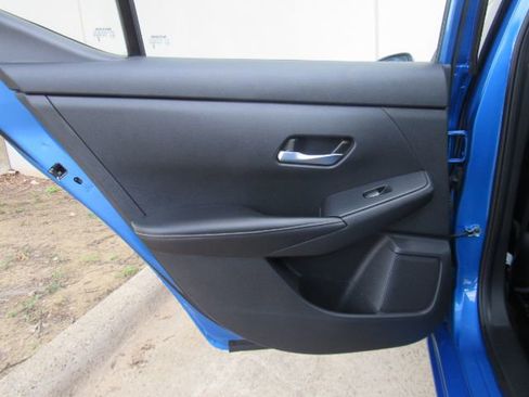 Used 2023 Nissan Sentra SV image 16