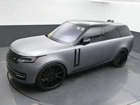 Used 2023 Land Rover Range Rover SE image 34