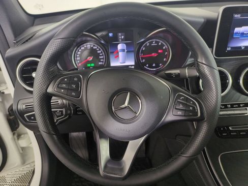 Used 2019 Mercedes-Benz GLC 300 4MATIC image 14