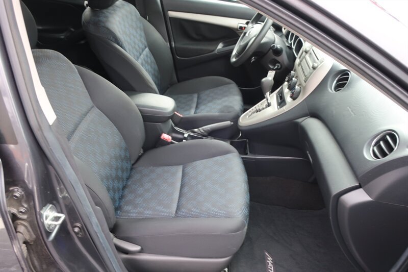 Used 2010 Toyota Matrix w/ PWR Pkg FWD image 22